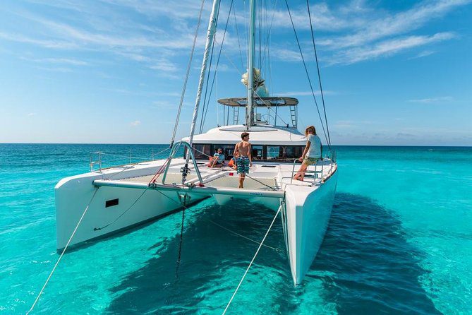 Catamarã para Isla Mujeres Norte